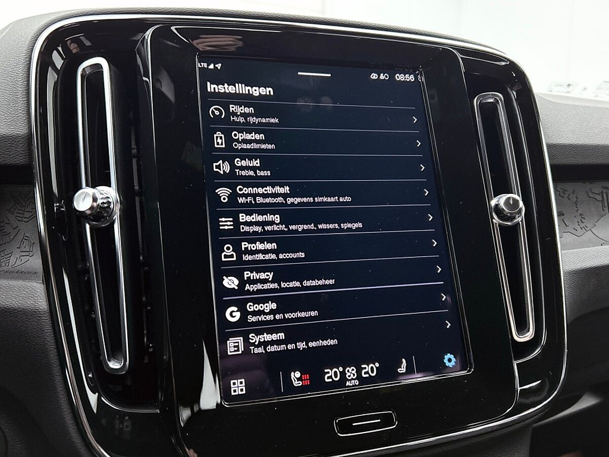 47458846 volvo xc40 extended plus 82 kwh 02