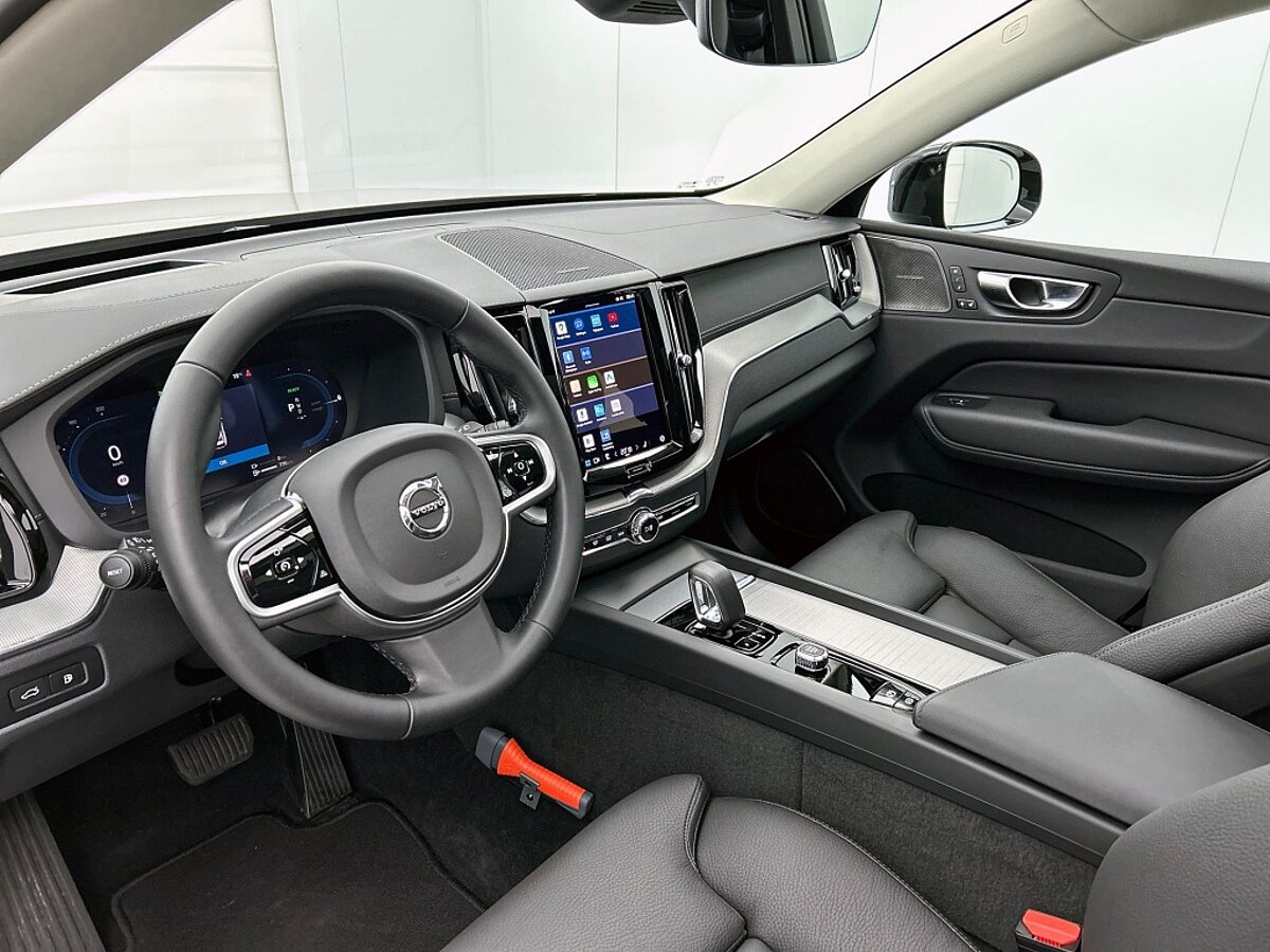 47466131 volvo xc60 t6 awd ultra dark plug in hybrid 6 04