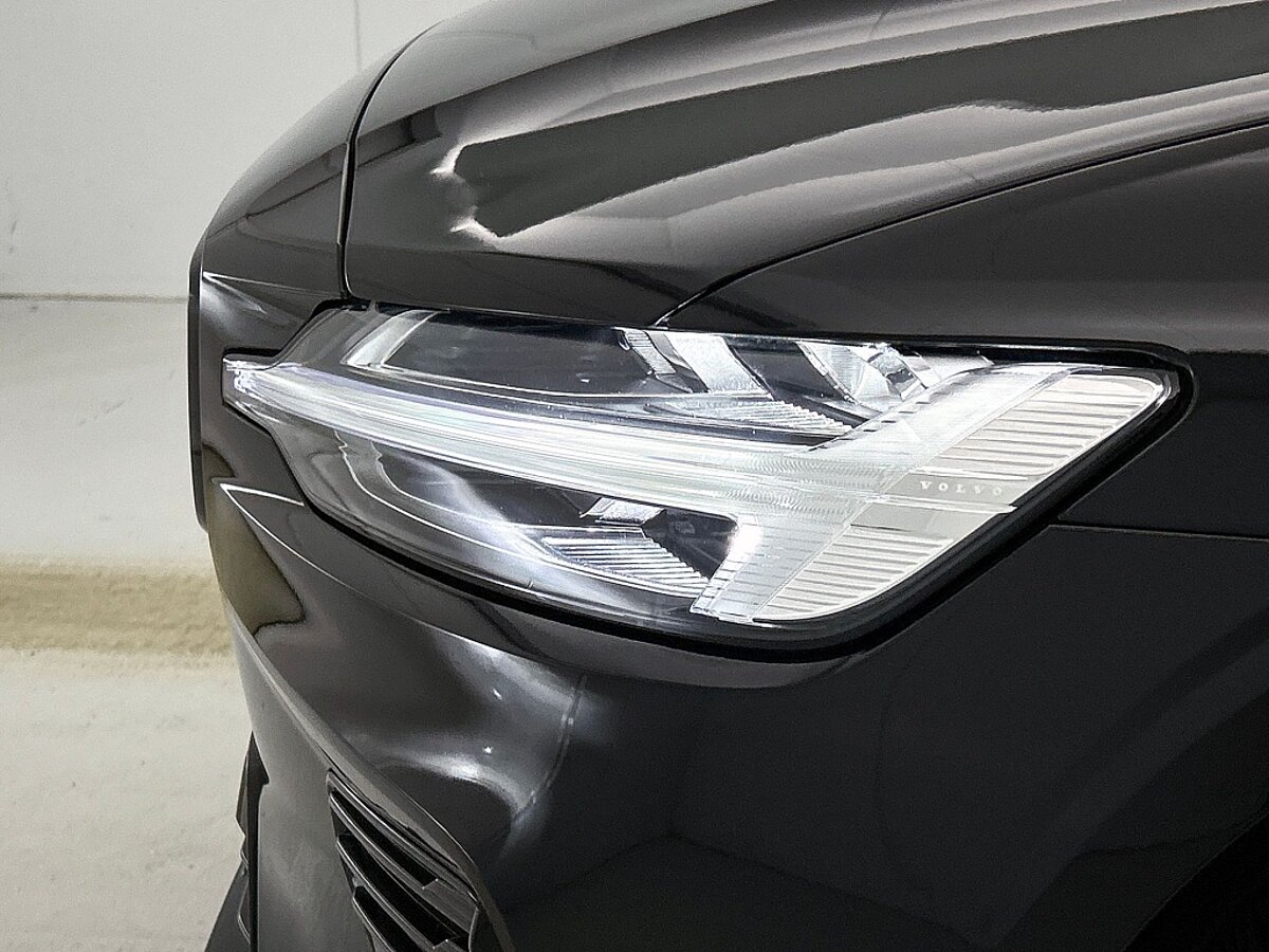49294915 volvo v60 2 0 t6 awd plus dark 72