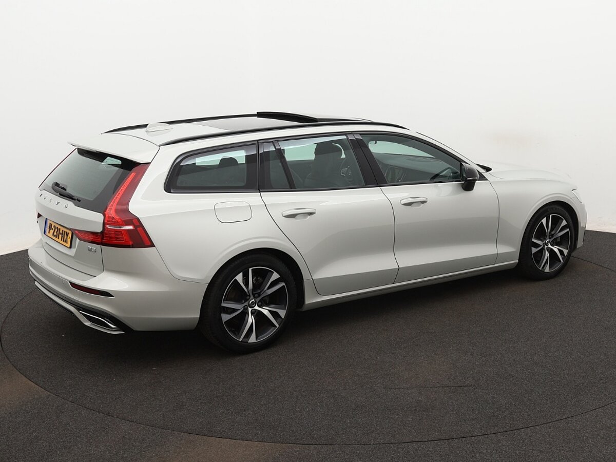 36155169 volvo v60 2 0 b3 r design 86