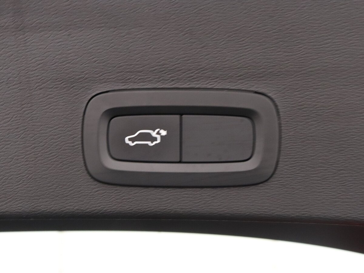 43721817 volvo xc40 t3 geartronic inscription adaptive cruise 5a7aea