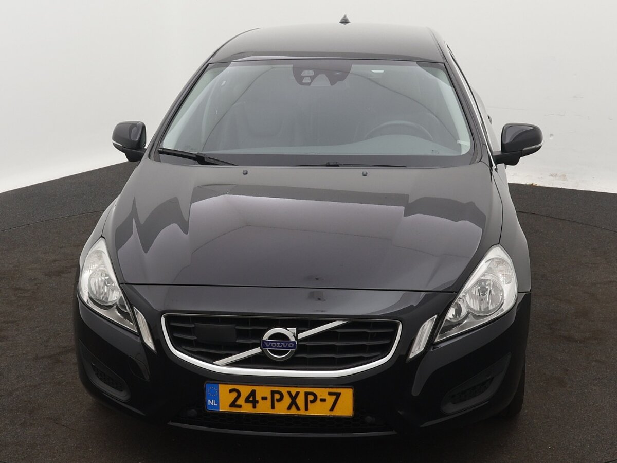 44683190 volvo v60 2 0t automaat momentum adaptive cruise navi leder 8 03