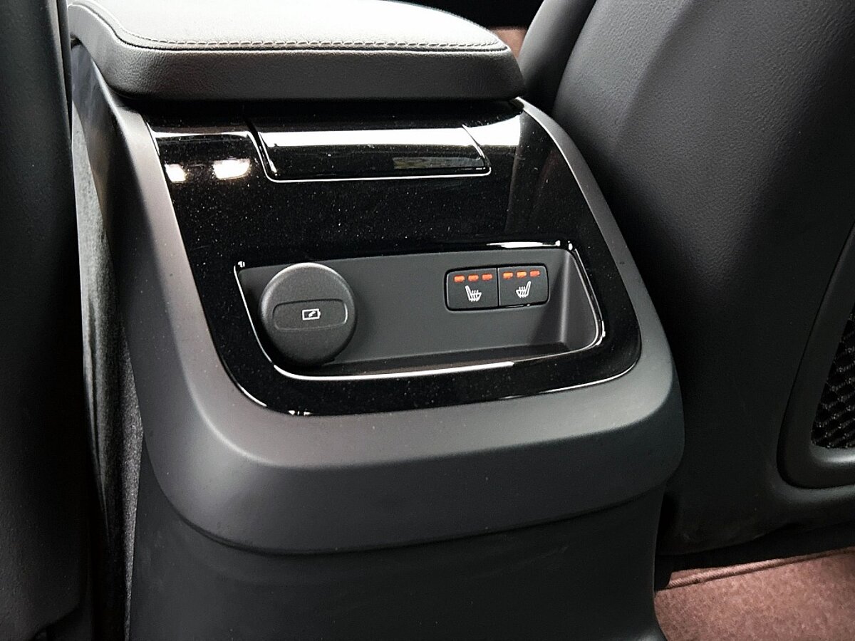 47513318 volvo v60 2 0 t6 awd plus dark trekhaak 360a camera harman kardon 13