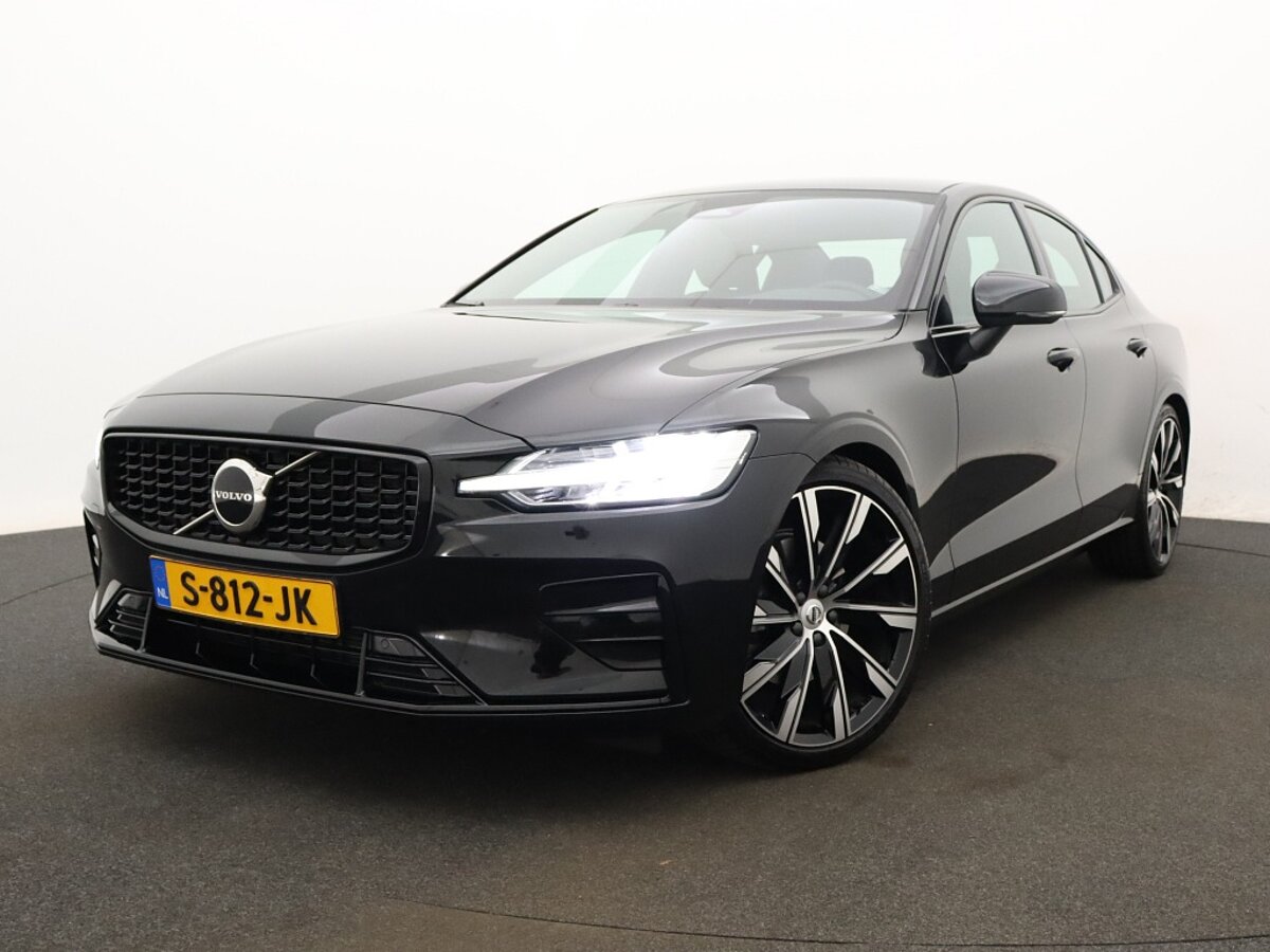 35329522 volvo s60 2 0 b3 plus dark 80