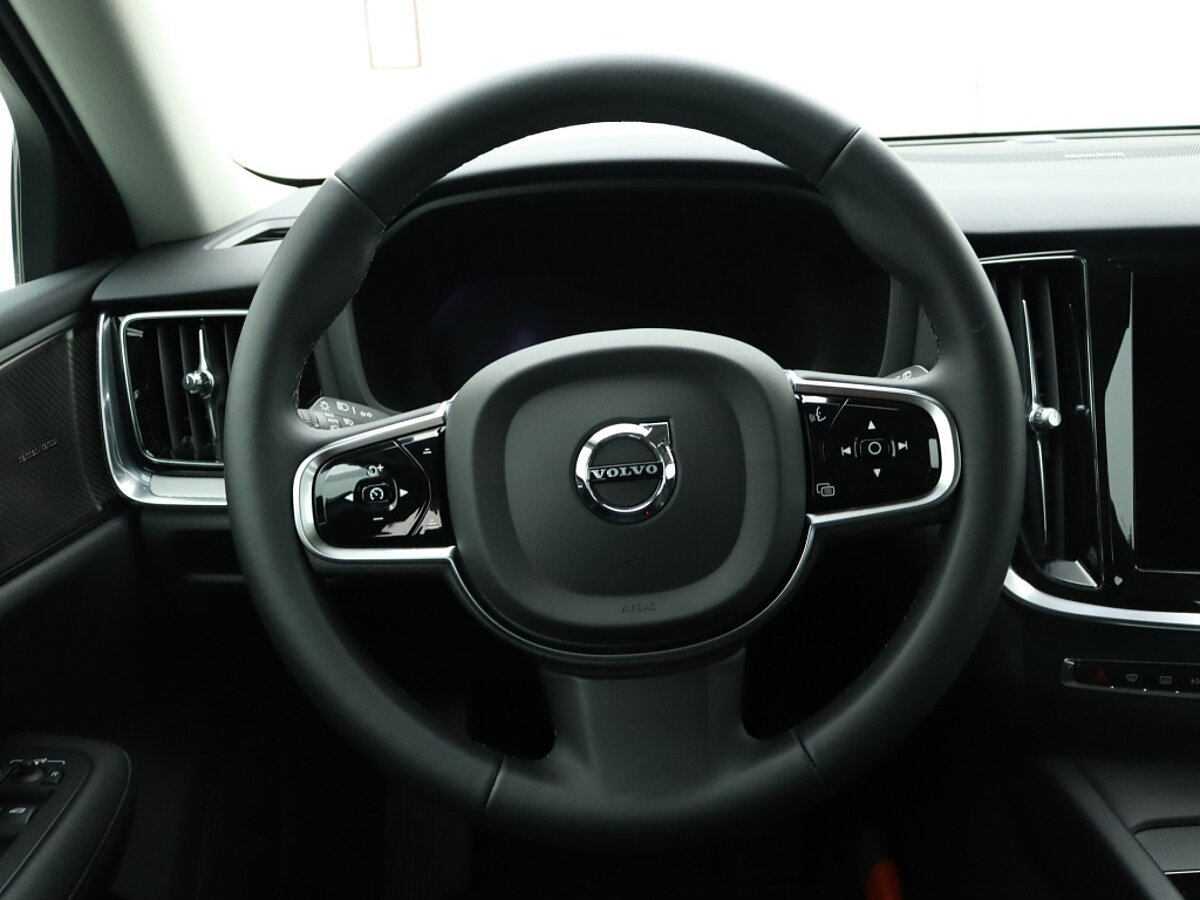 36079838 volvo v60 2 0 b4 plus bright 7 02