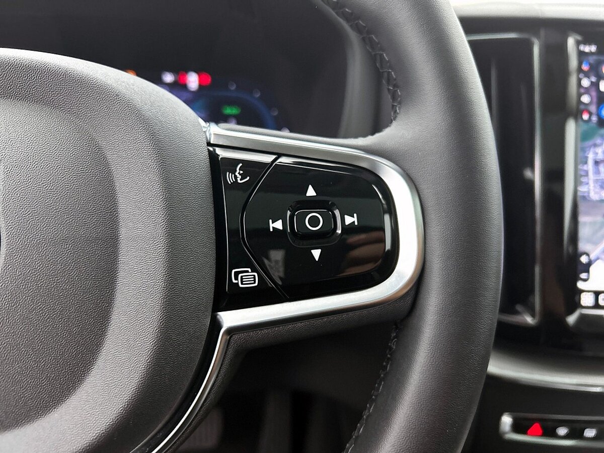 46500640 volvo xc60 2 0 t6 awd plus dark 360a camera trekhaak 92