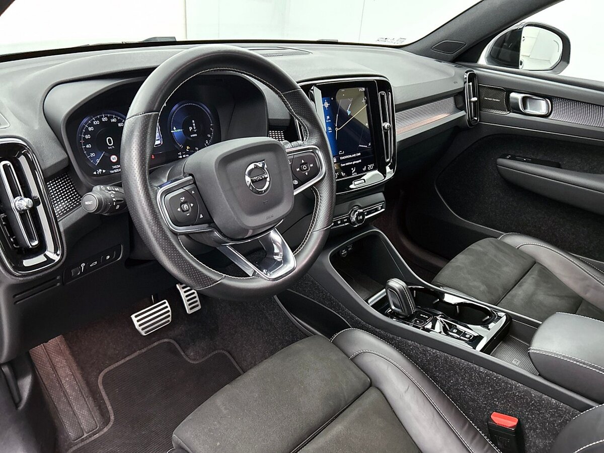 47156536 volvo xc40 1 5 t5 r design pilot assist trekhaak keyless blis clima 43