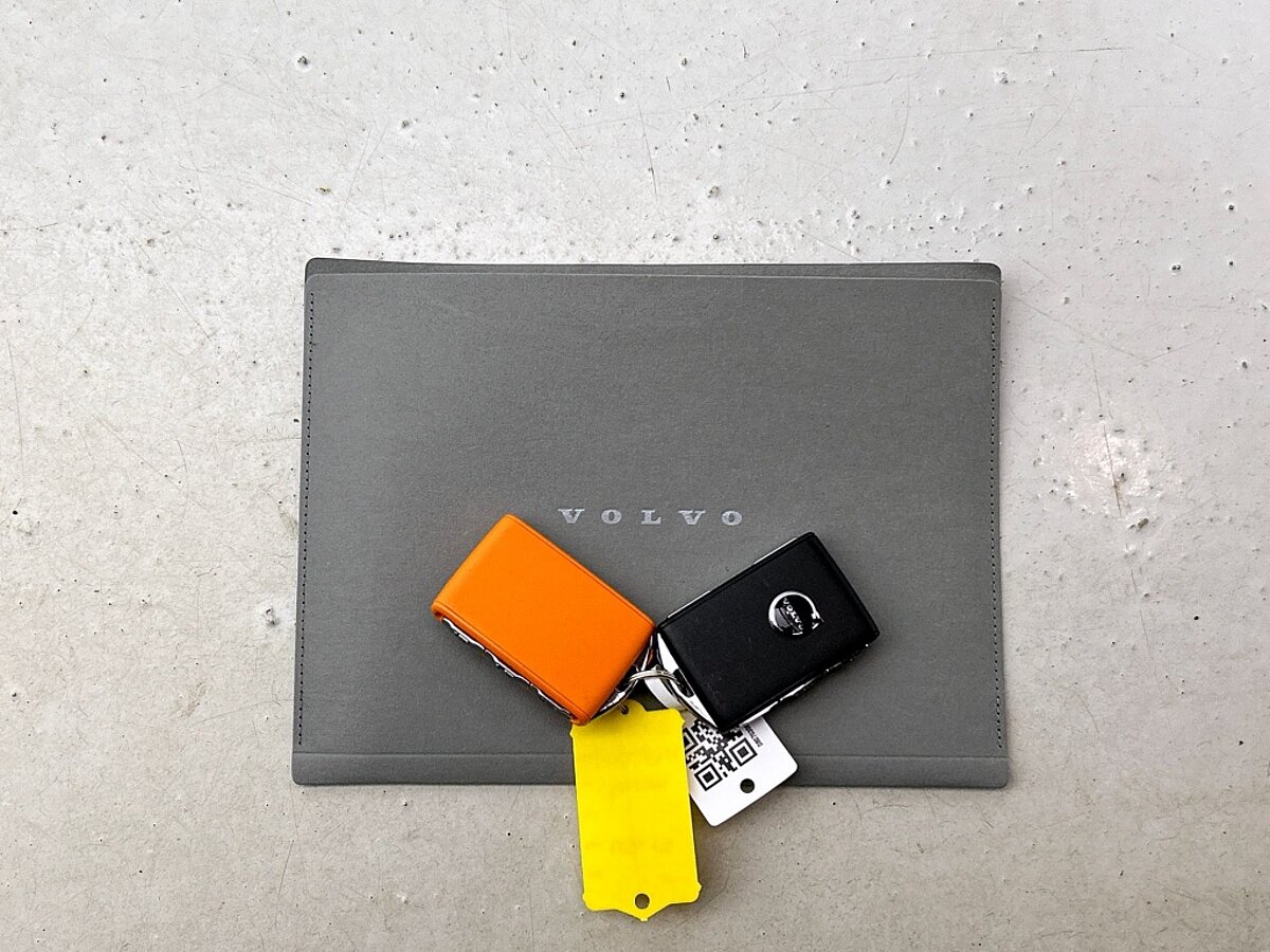 47513318 volvo v60 2 0 t6 awd plus dark trekhaak 360a camera harman kardon 26