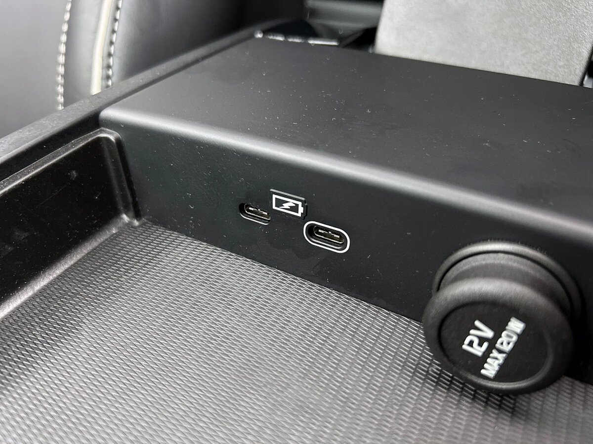 48706009 volvo v60 2 0 t6 awd plus dark panorama dak trekhaak leder blis 60