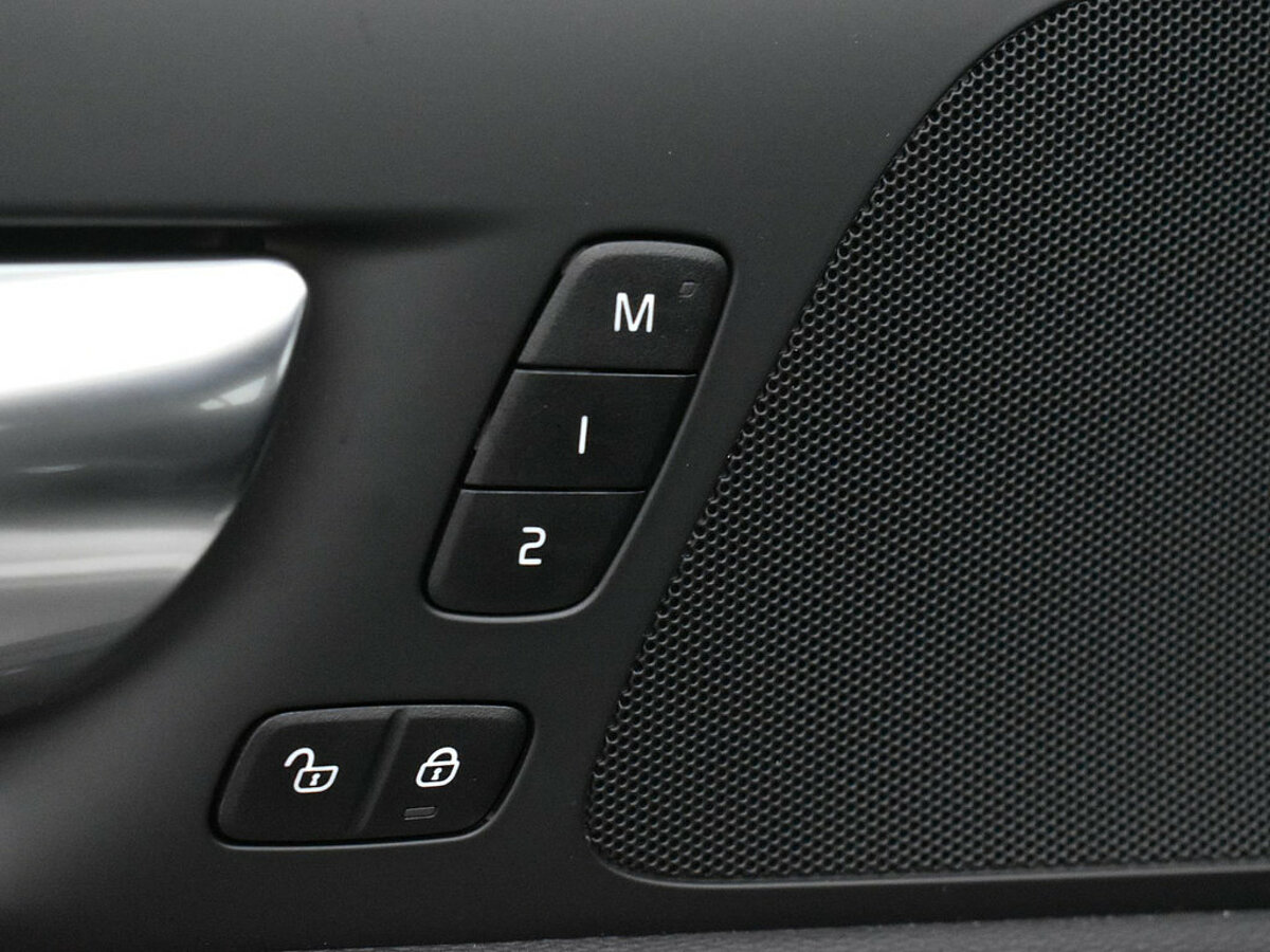 36162684 volvo s60 2 0 b3 r design 3d4e03