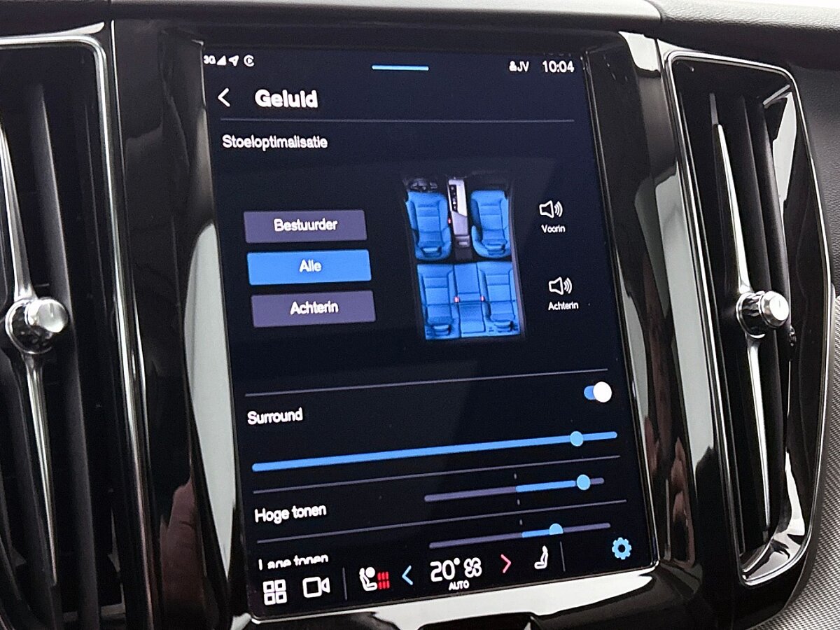 43680818 volvo xc60 2 0 t8 awd plus dark harman kardon panoramadak 21 lm velg 02