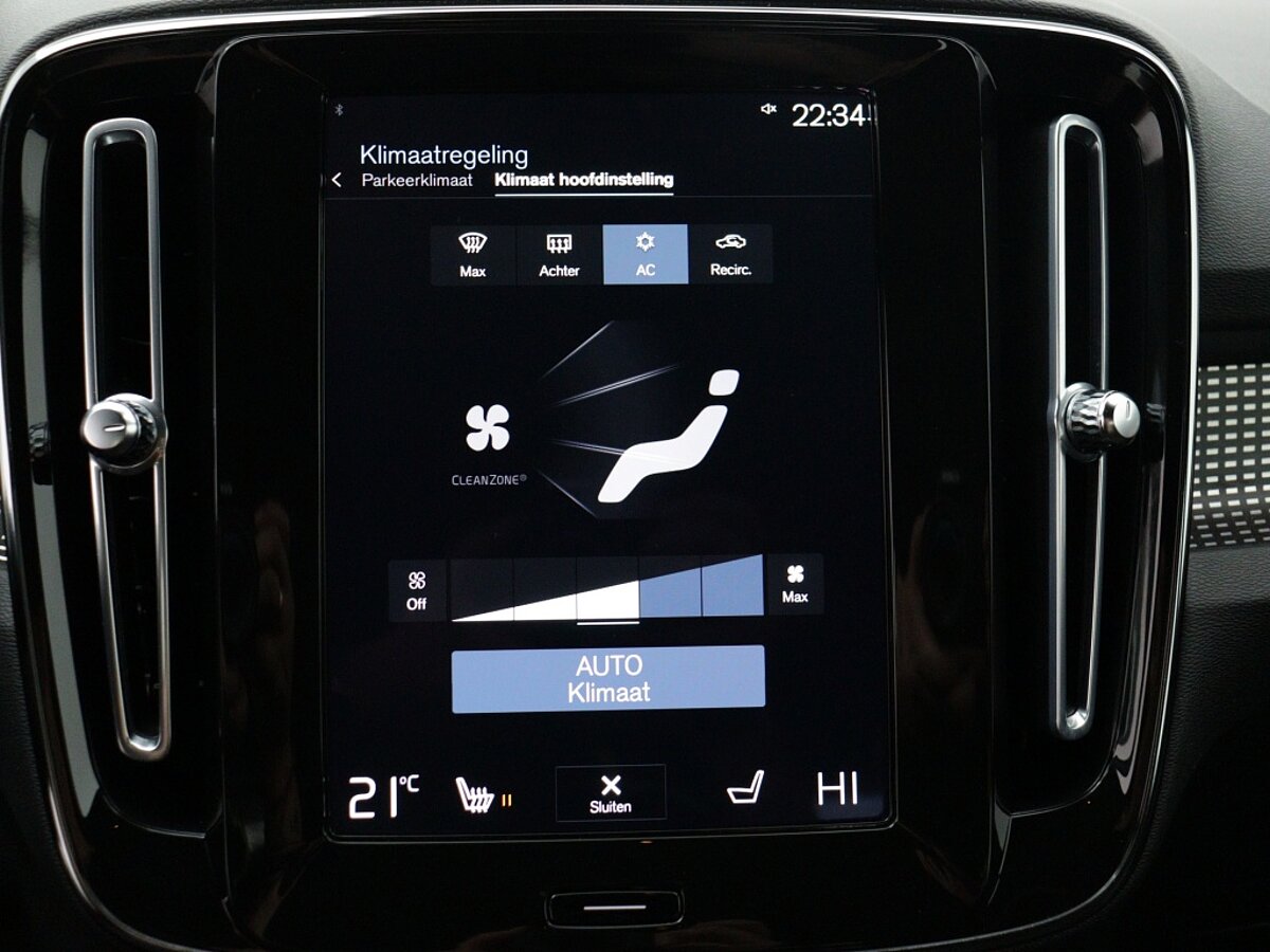 44247367 volvo xc40 1 5 t4 recharge r design 50