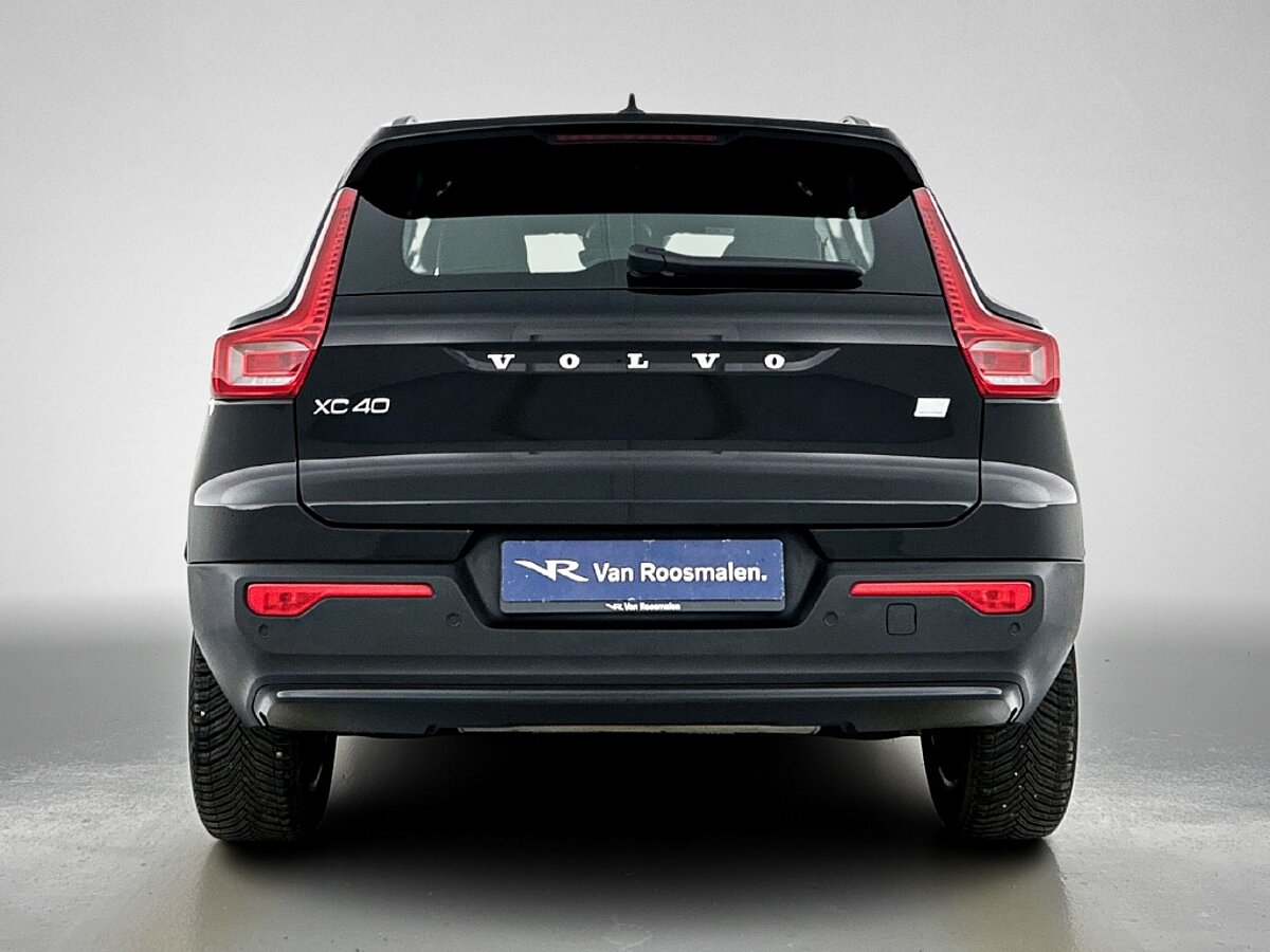 45663226 volvo xc40 1 5 t4 recharge r design 3 01