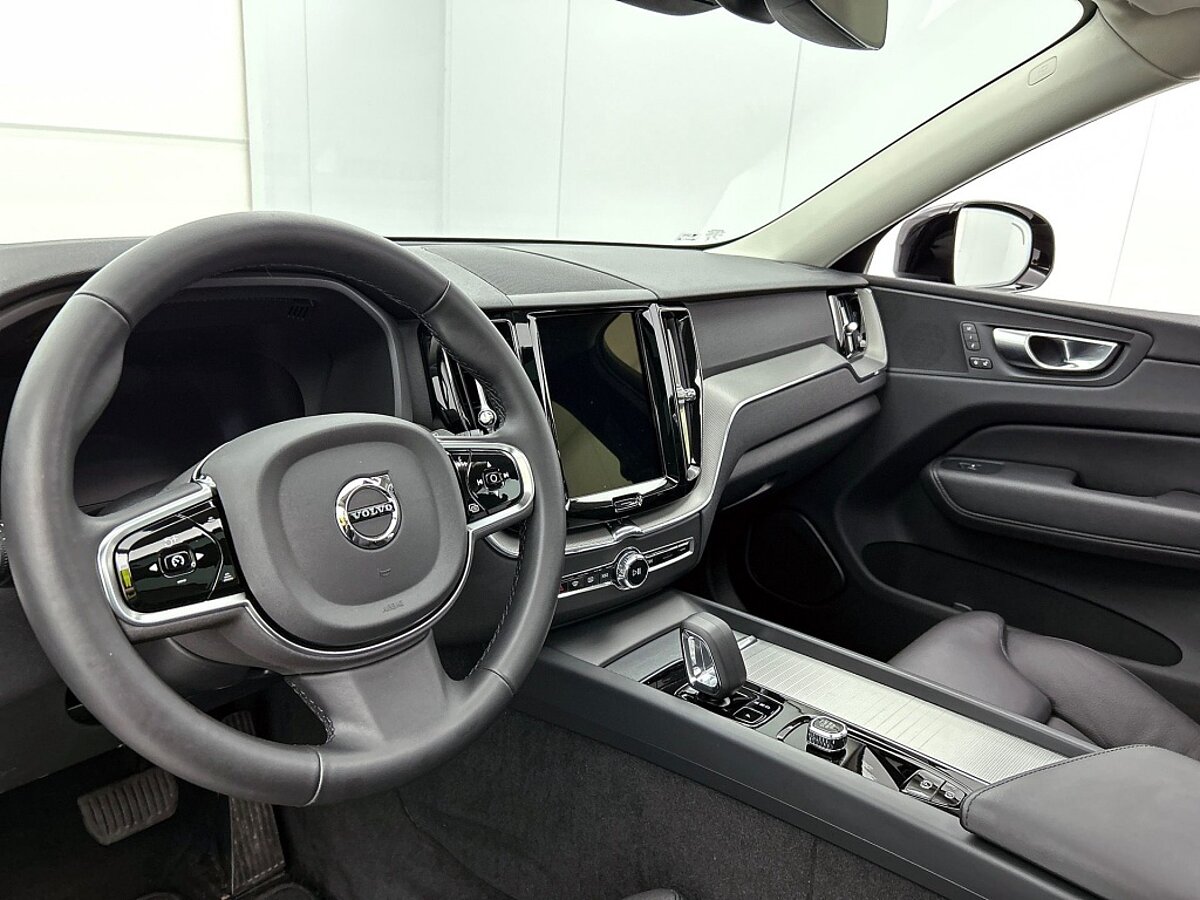 46738002 volvo xc60 2 0 t6 awd plus dark trekhaak 360a camera 65