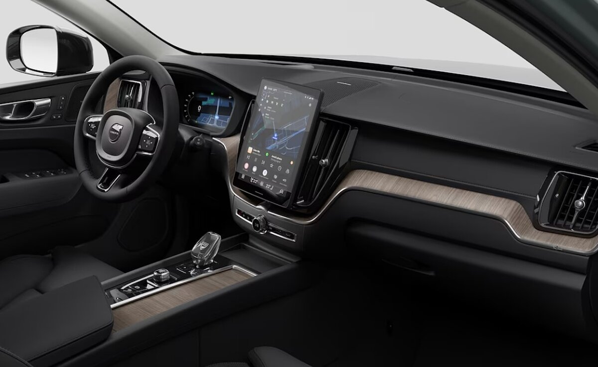 48676961 volvo xc60 ultra dark recharge plug in hybrid awd 3