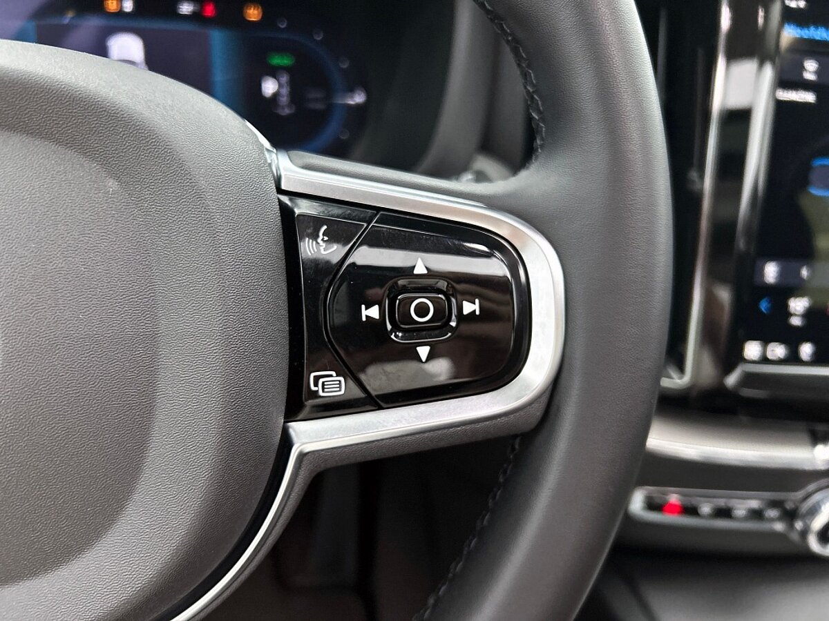 49002623 volvo xc60 2 0 t6 plus dark trekhaak 360a camera panoramadak 38