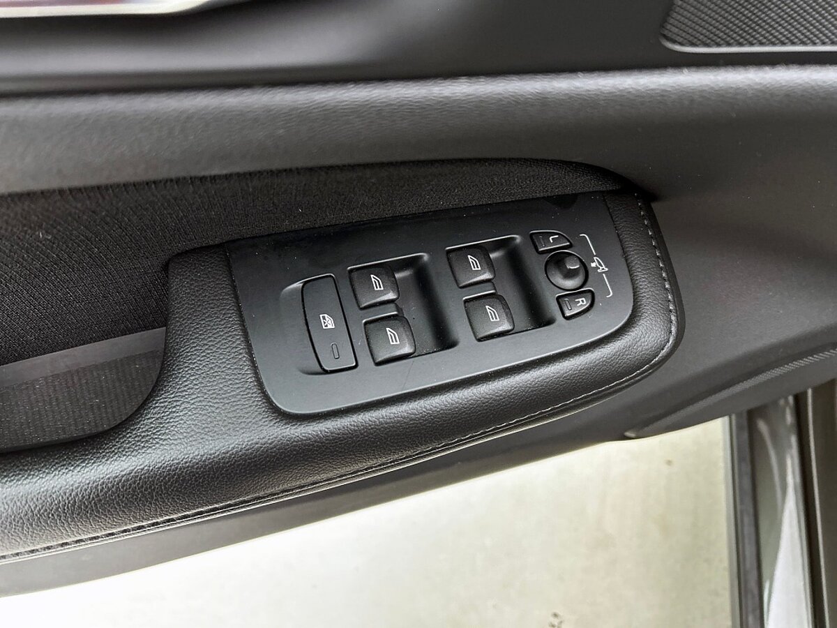 49084502 volvo v60 2 0 b3 business pro blis elektrische stoelbediening naviga 86