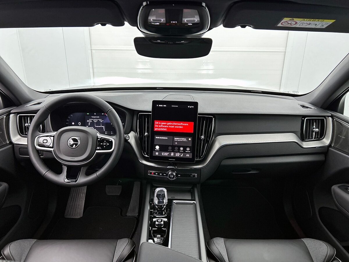 49427839 volvo xc60 t6 plus black edition nieuw voorraad onyx black nappa op 36