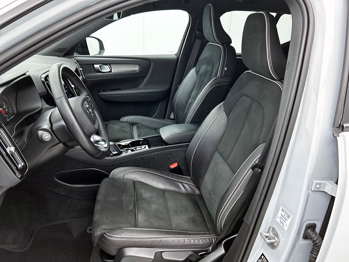 49446815 volvo xc40 1 5 t5 r design panorama dak trekhaak climate pack camer 50