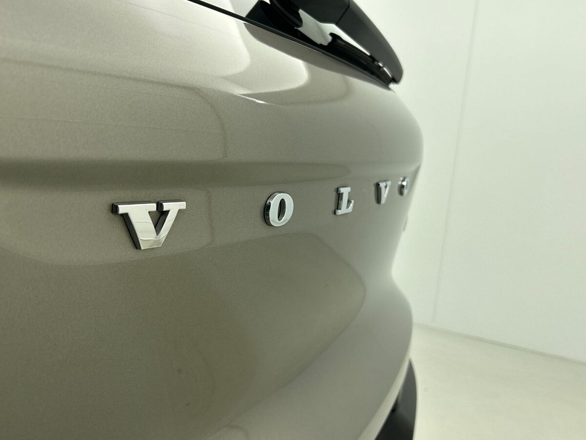 49484333 volvo xc40 1 5 t4 recharge inscription leder blis navigatie sensore 32