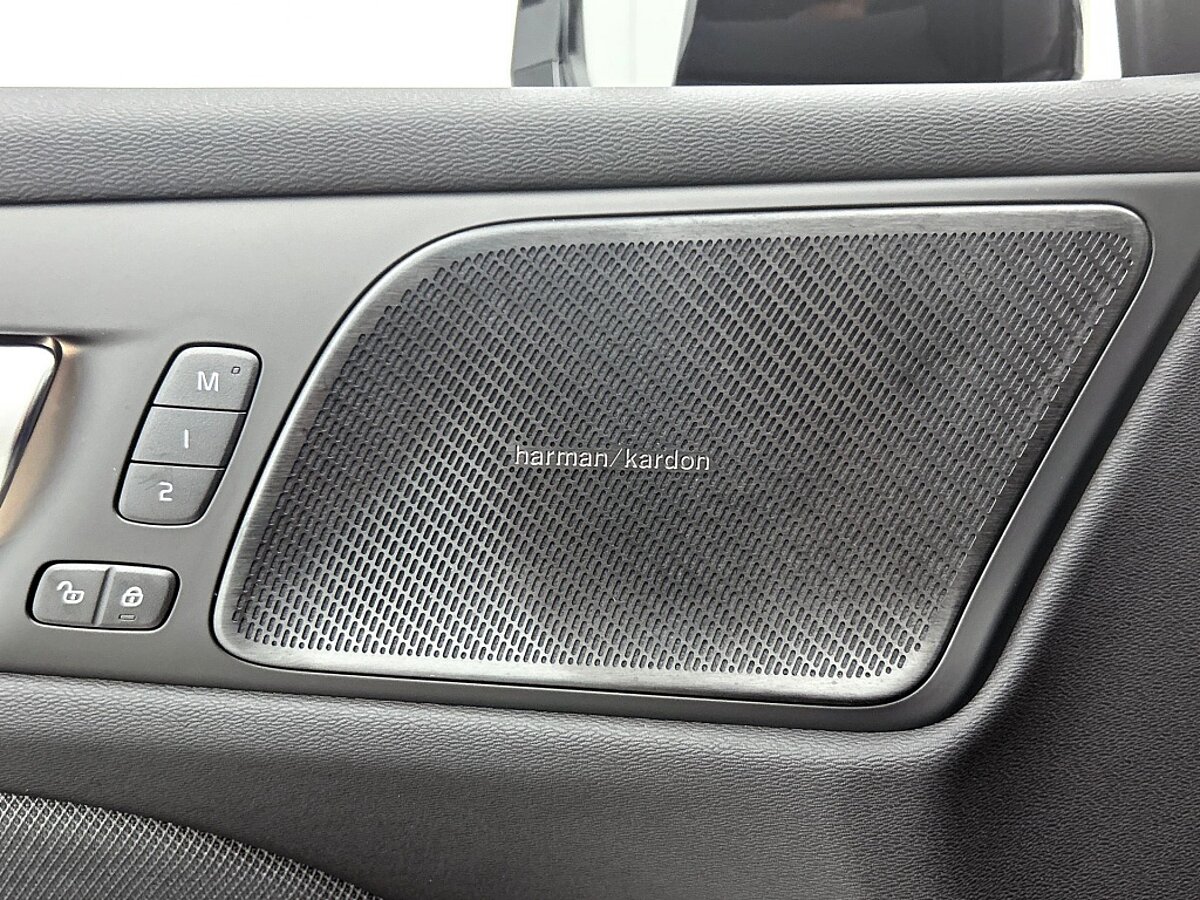 49671201 volvo v60 t6 twin plus dark nieuw actie van 64 480 voor 59985 17