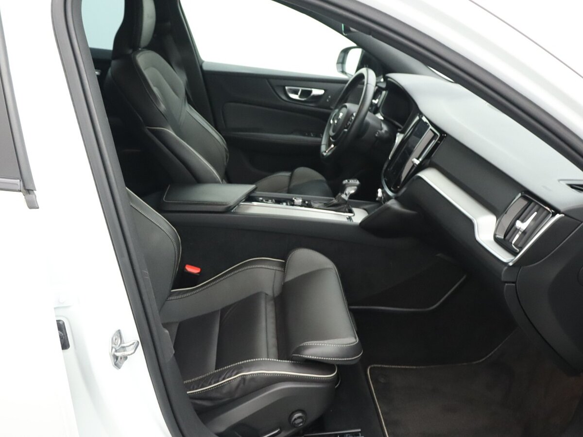 34654743 volvo v60 2 0 t5 r design 206741