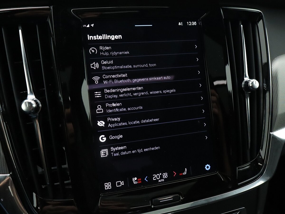 35175248 volvo v90 2 0 t6 recharge awd ultimate dark luchtvering 20 inch 42