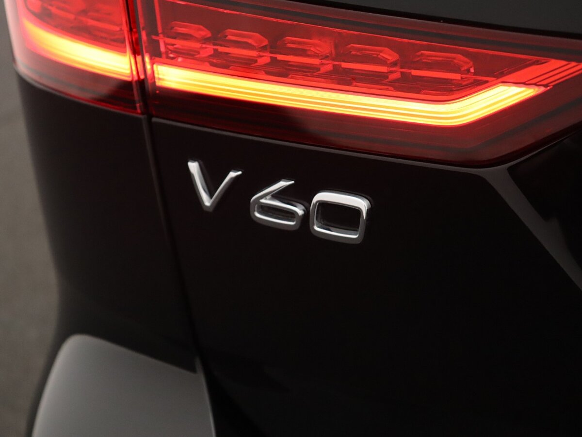 36041755 volvo v60 2 0 b4 plus bright 1ec9ea