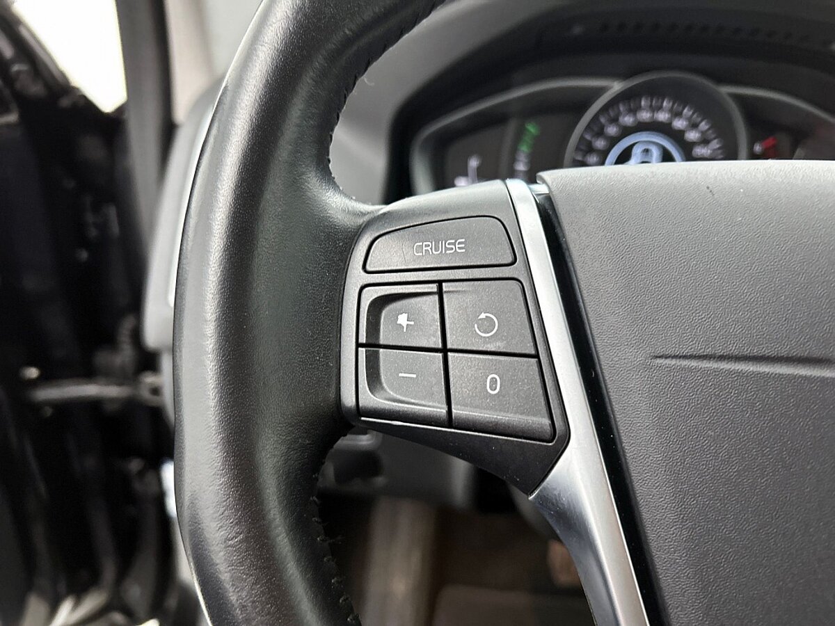 44992966 volvo xc60 2 0 t5 fwd polar trekhaak 38