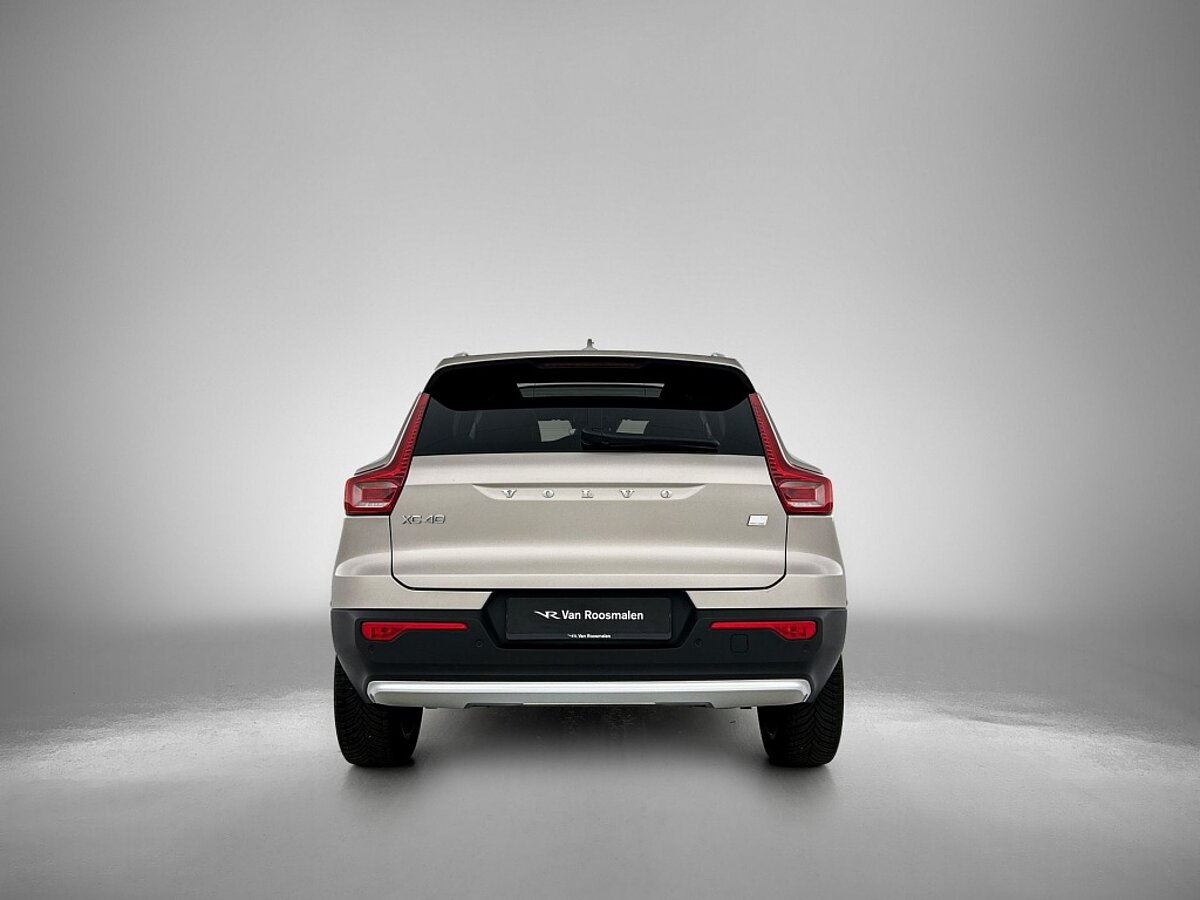 47093947 volvo xc40 1 5 t4 ultimate bright pilot assist trekhaak panoramadak 3 01