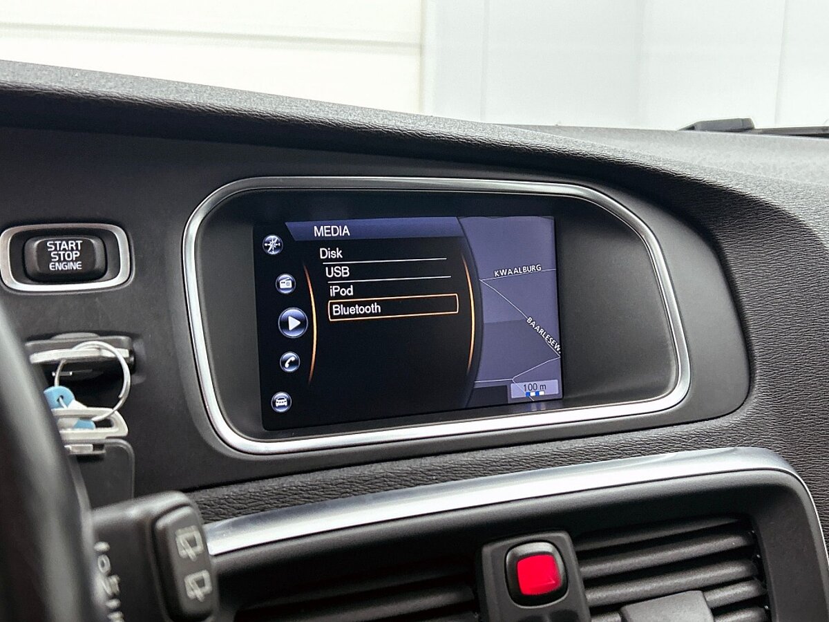 49112989 volvo v40 1 6 t4 summum climate pack memory seats leder 49