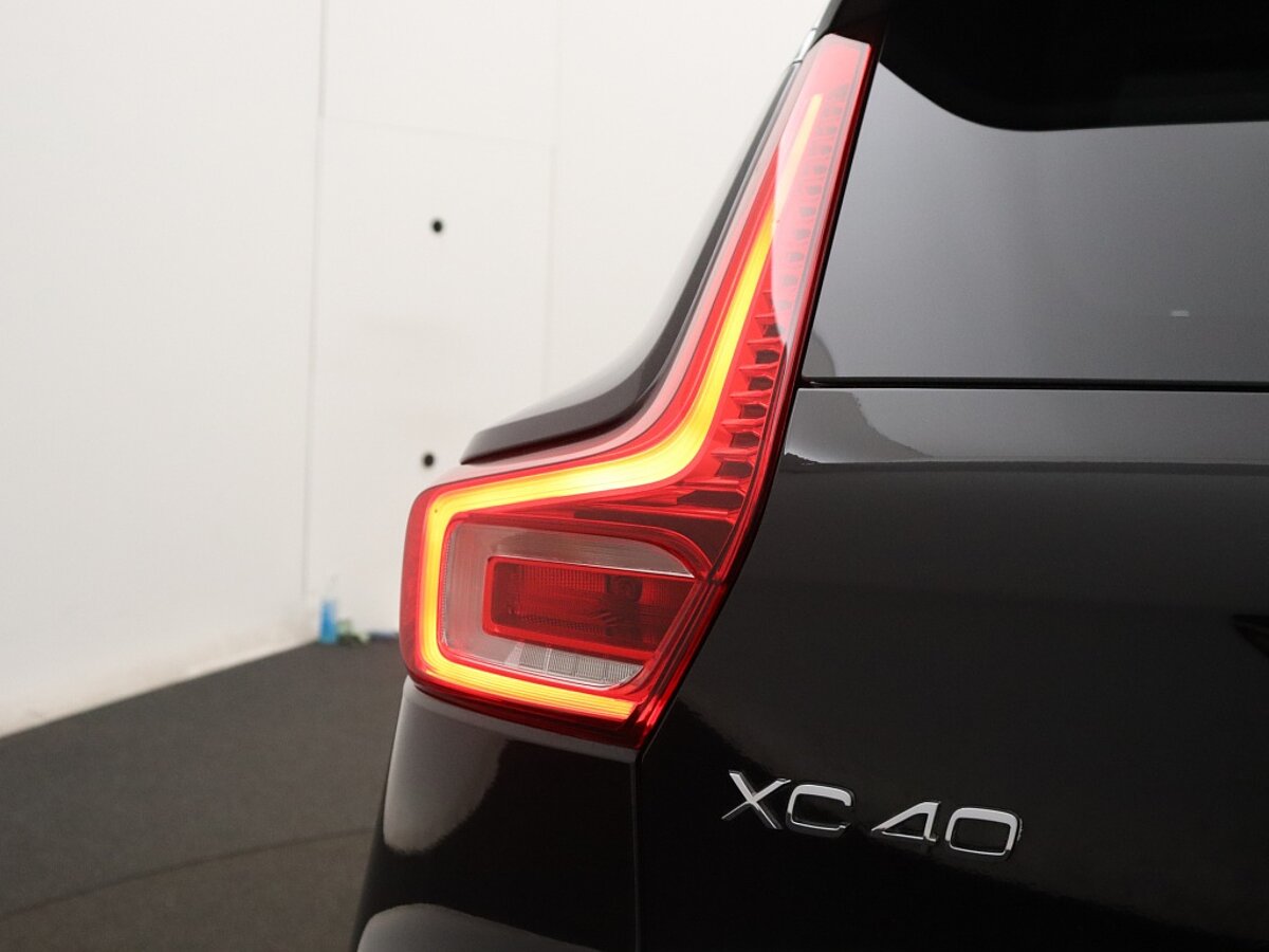 35002307 volvo xc40 1 5 t4 recharge ultimate dark memory seats harman kardon l 77002c