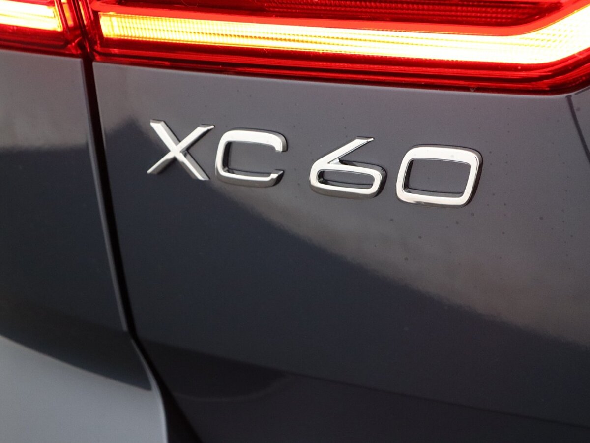 43964169 volvo xc60 2 0 t8 awd plus bright 1bbbc1