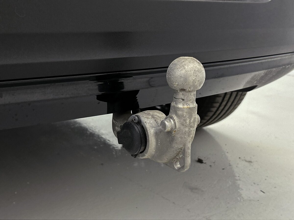 44930508 volvo xc40 1 5 t4 rech r design trekhaak 37