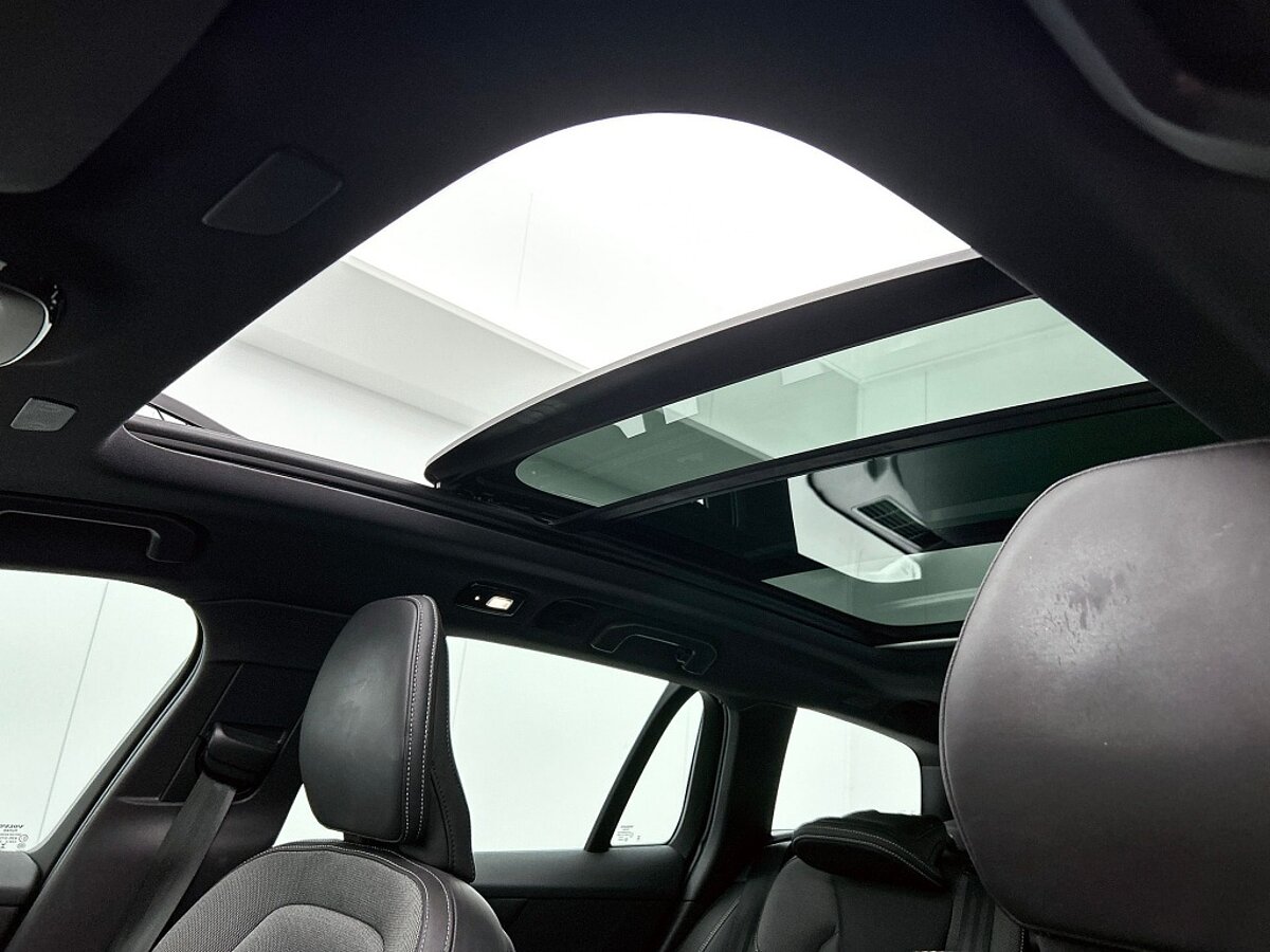 46060619 volvo v60 2 0 t6 awd plus dark 360a camera trekhaak panoramadak 1cb371