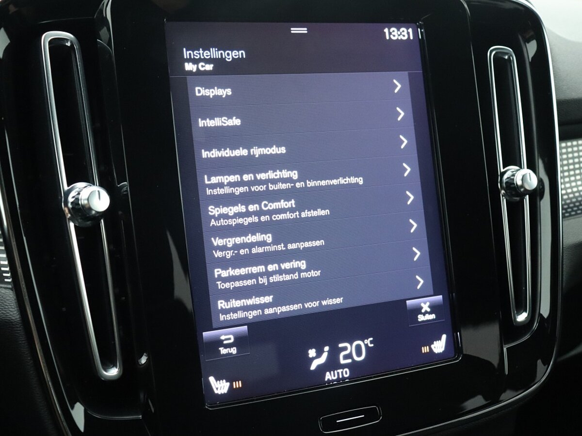 34675392 volvo xc40 1 5 t5 recharge r design navi camera stoelverwarming 94