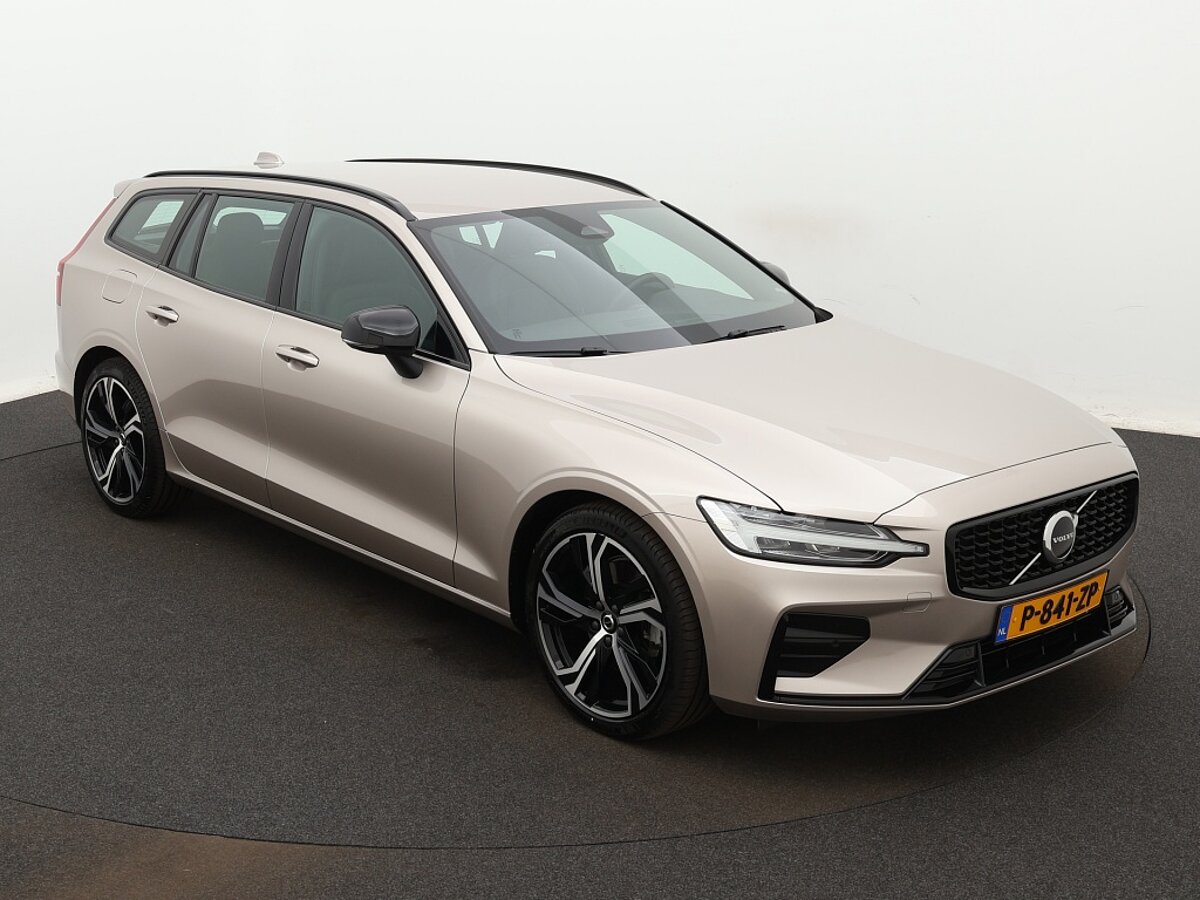 35173088 volvo v60 2 0 b4 plus dark 8