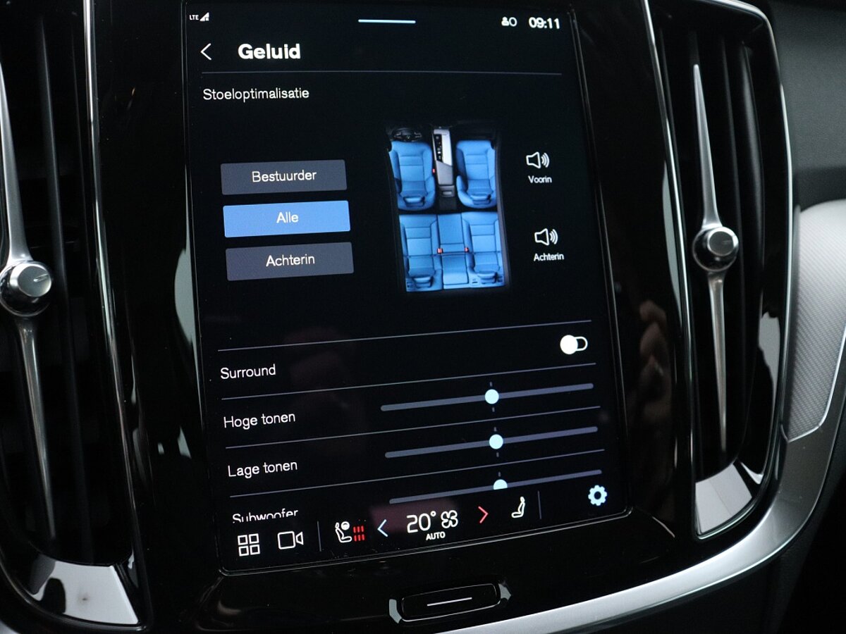 40173625 volvo v60 v60 b4 plus dark harman kardon audio nieuw uit voorraad e56292