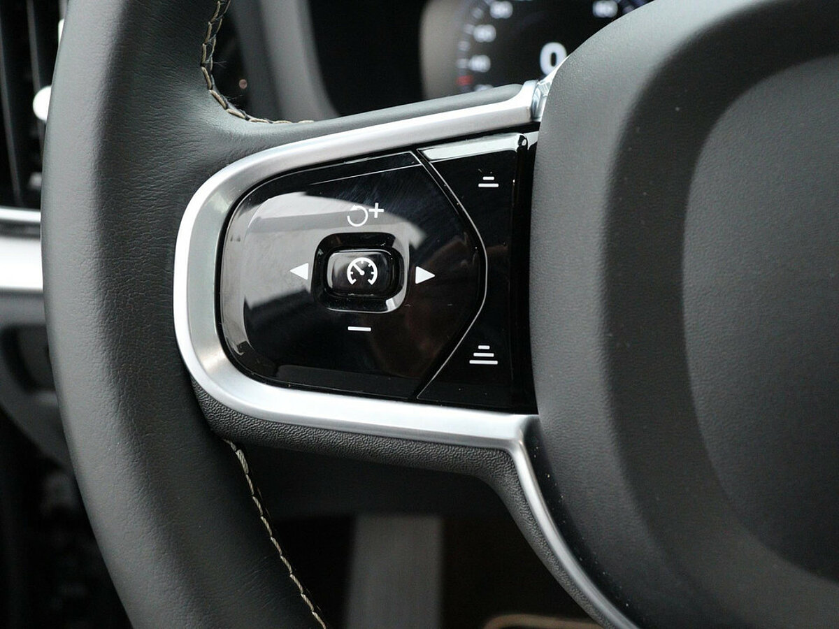 34202865 volvo s60 2 0 b3 r design panoramadak harman kardon voorruitverwarmi 39391f