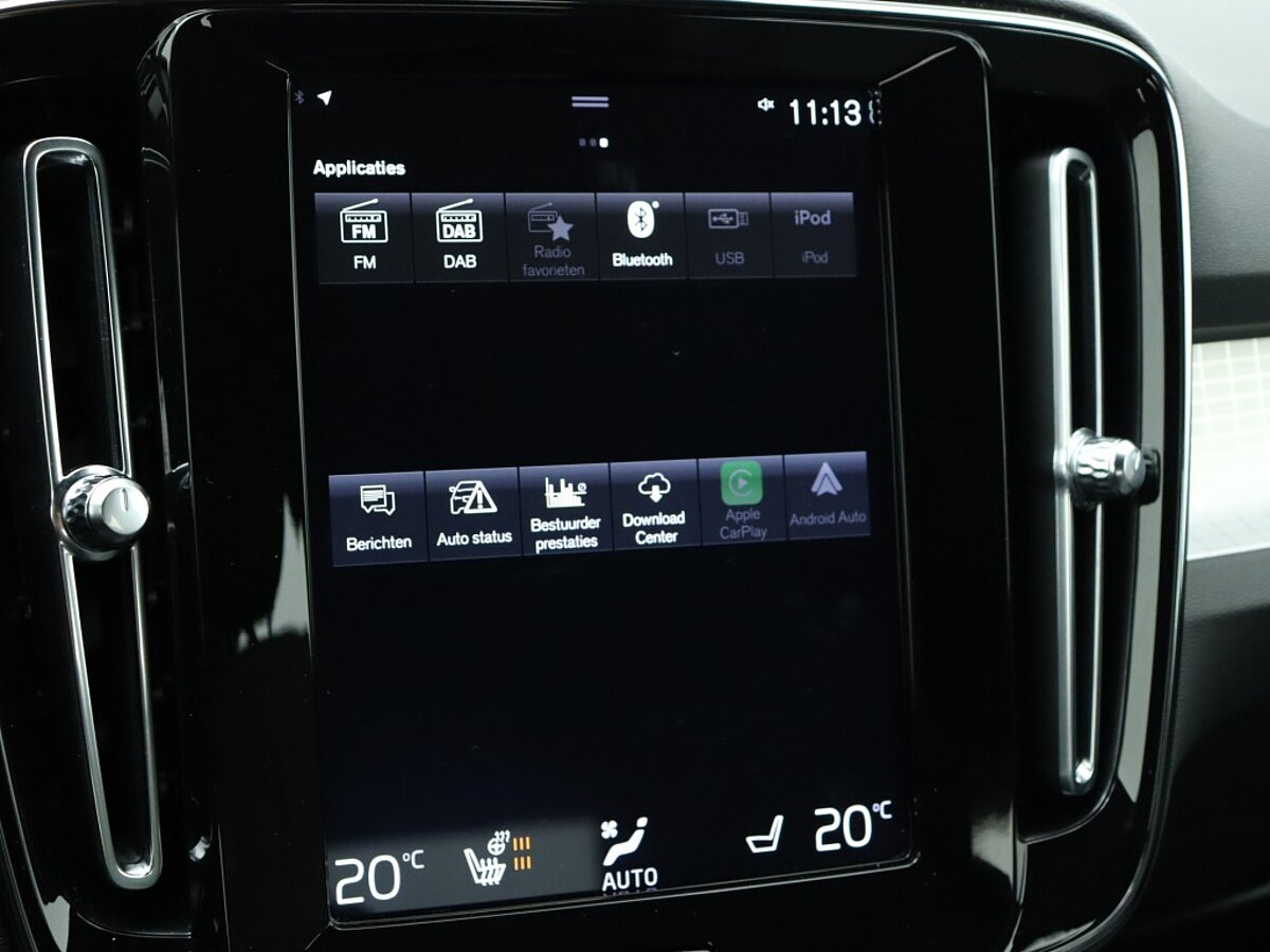 35603828 volvo xc40 1 5 t4 recharge r design expression 78