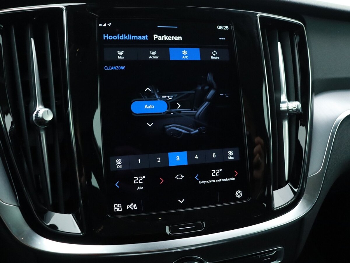37686306 volvo v60 2 0 b3 core adaptive cruise navi el achterklep 08afdb