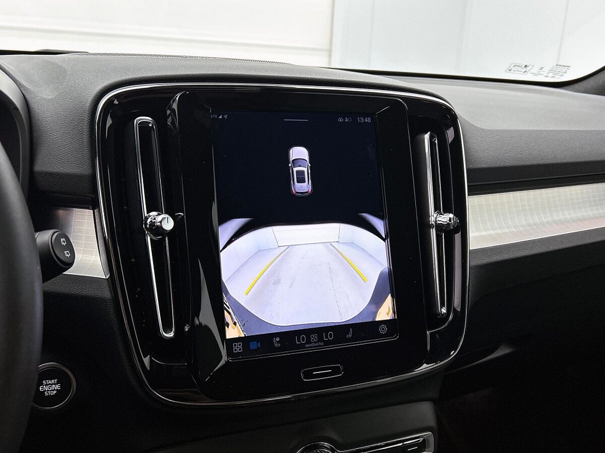 47460046 volvo xc40 2 0 b4 plus dark memory seats trekhaak climate pack 49