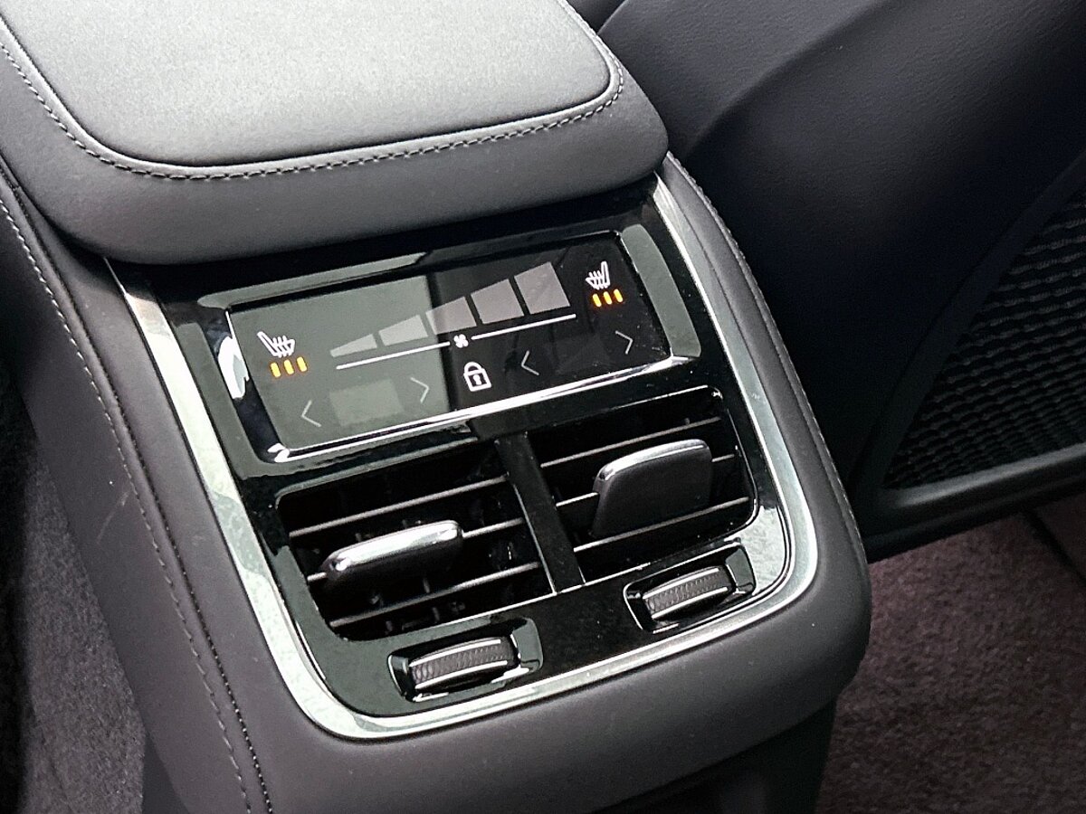 48129461 volvo xc90 2 0 t8 ultra 22 inch luchtvering trekhaak ventilatie d06398