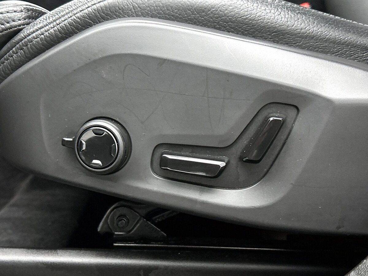 49049459 volvo xc60 t6 inscription pano longe range trekhaak 360 20 inch 35