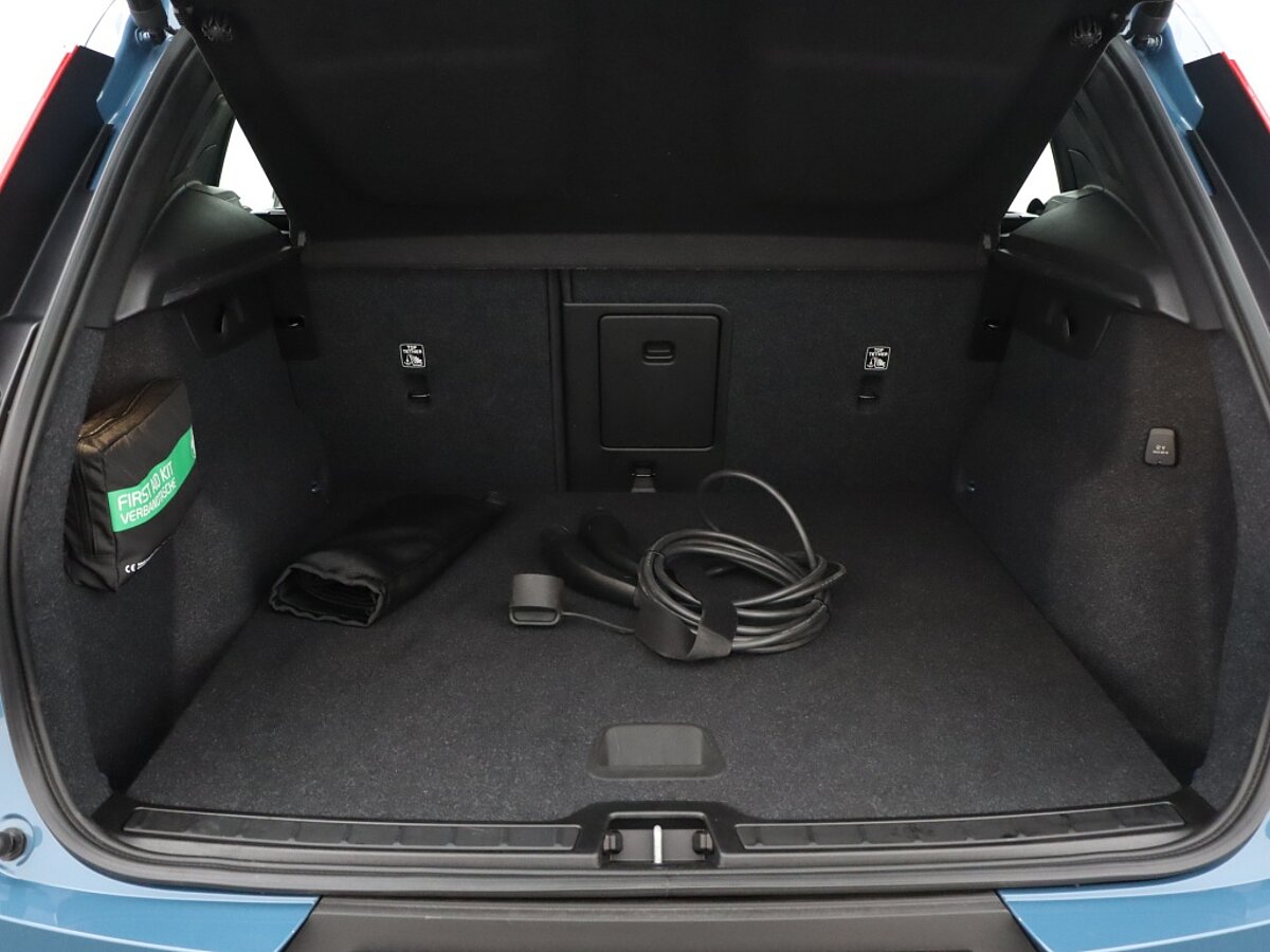 35531406 volvo xc40 1 5 t5 recharge ultimate dark 66ae67
