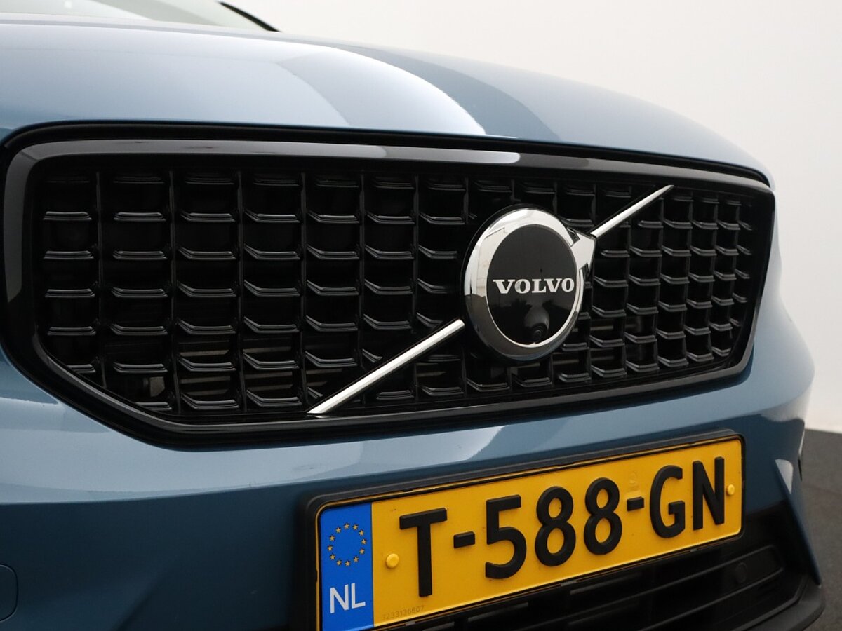 35531406 volvo xc40 1 5 t5 recharge ultimate dark 7a1a78