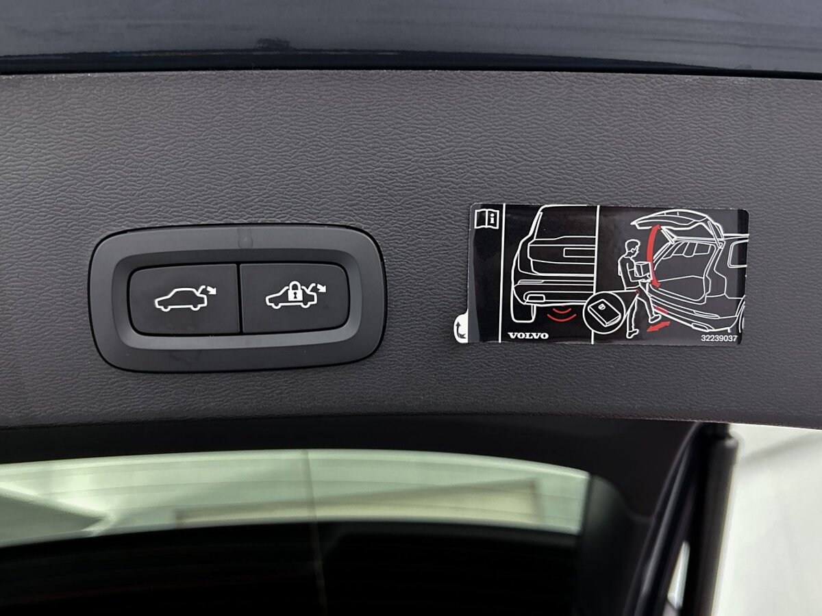 44247487 volvo xc40 1 5 t4 rech r design trekhaak 30