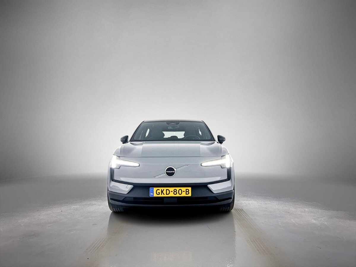 45143812 volvo ex30 single plus 51 kwh 5 02