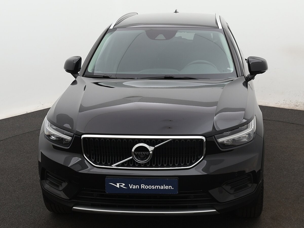 35574398 volvo xc40 1 5 t3 momentum pro 9 01