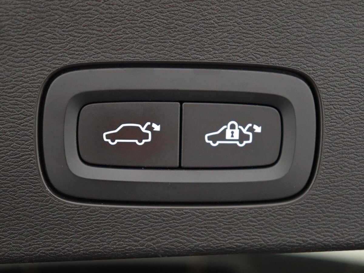 34254989 volvo v60 2 0 t6 awd recharge r design trekhaak 2ad85b